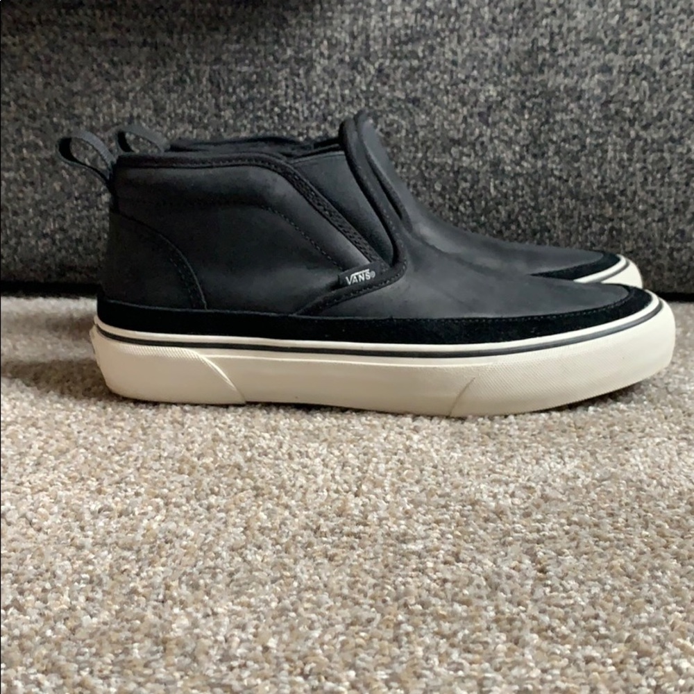 Van’s Slip-on Mid MTE Shoes